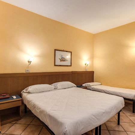 Hotel Pomezia Roma Esterno foto
