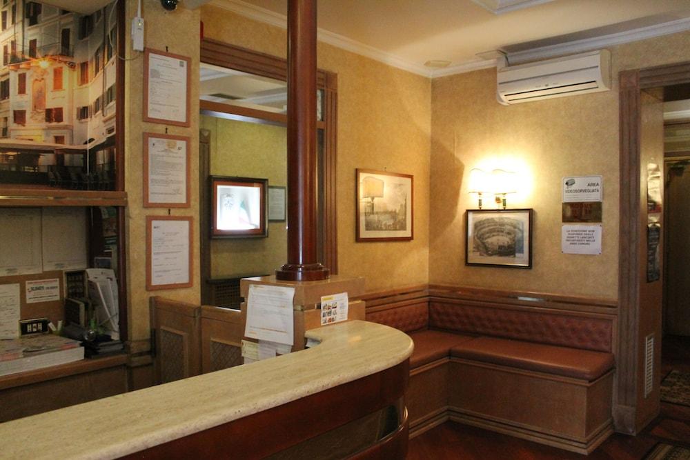 Hotel Pomezia Roma Esterno foto