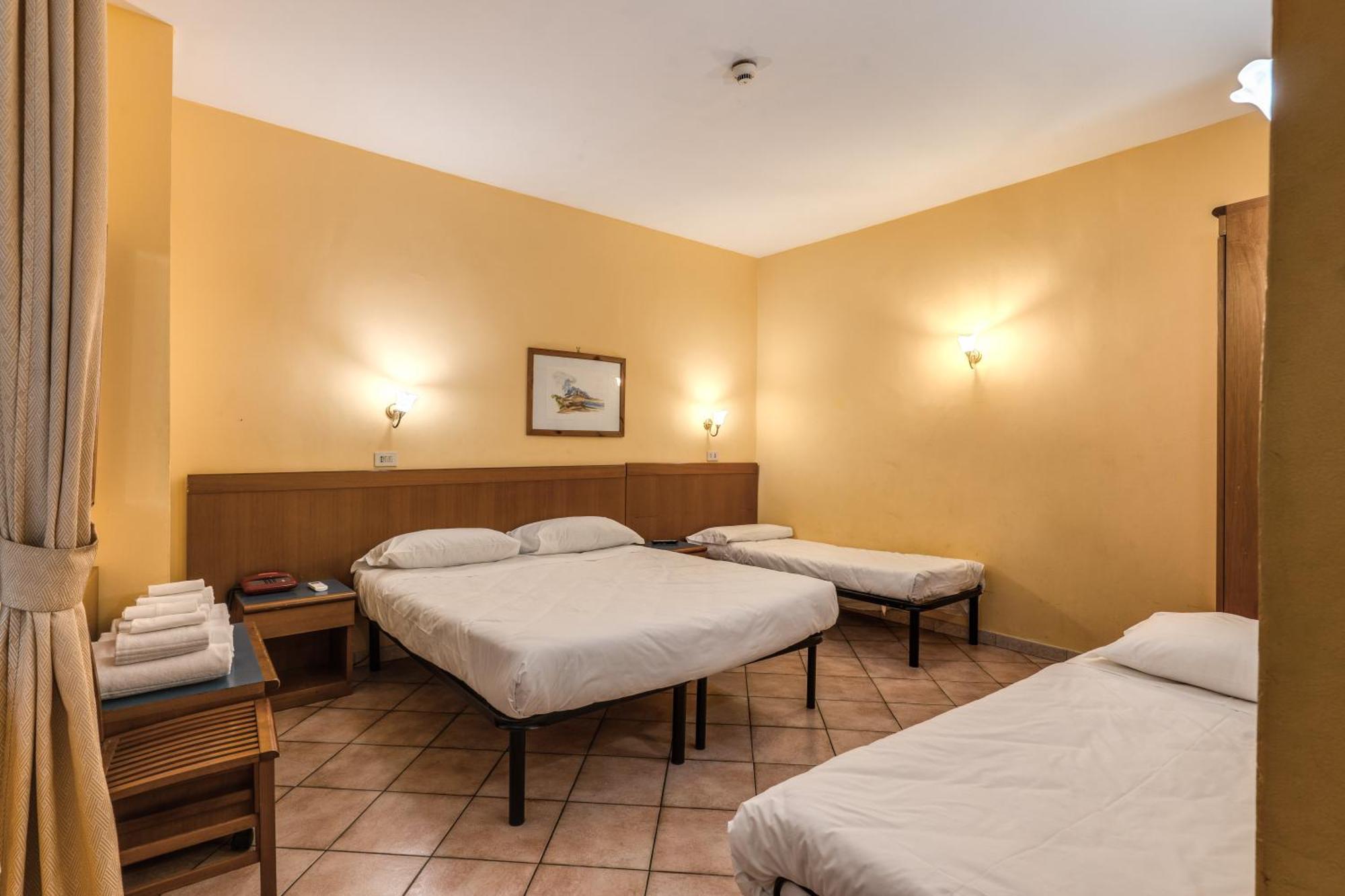 Hotel Pomezia Roma Esterno foto
