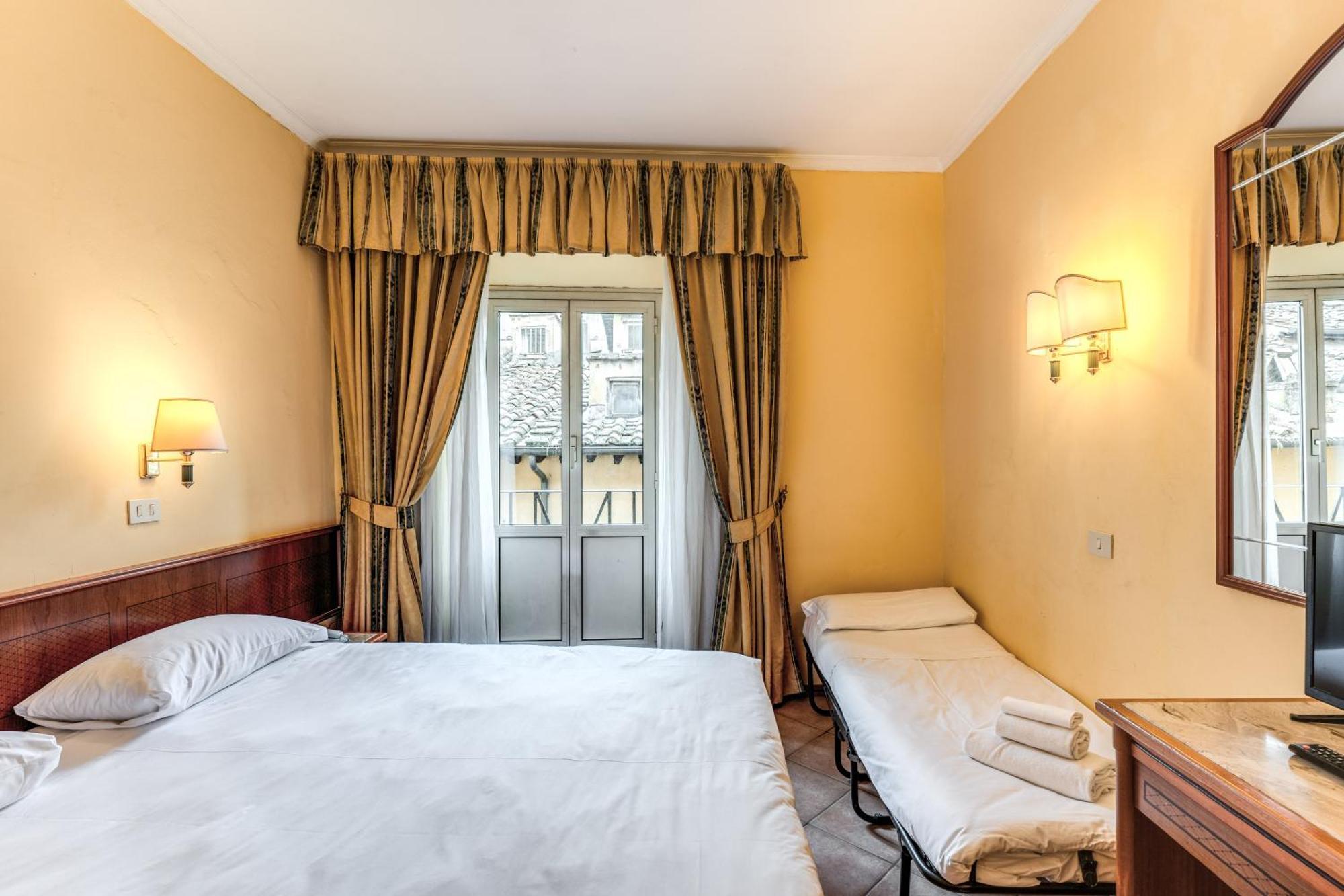 Hotel Pomezia Roma Esterno foto