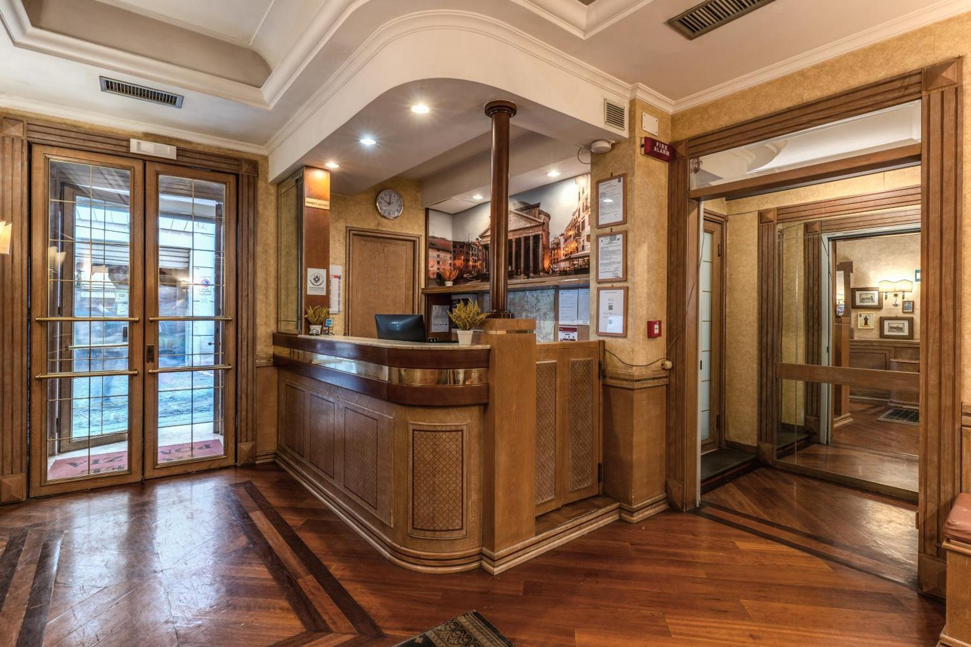 Hotel Pomezia Roma Esterno foto