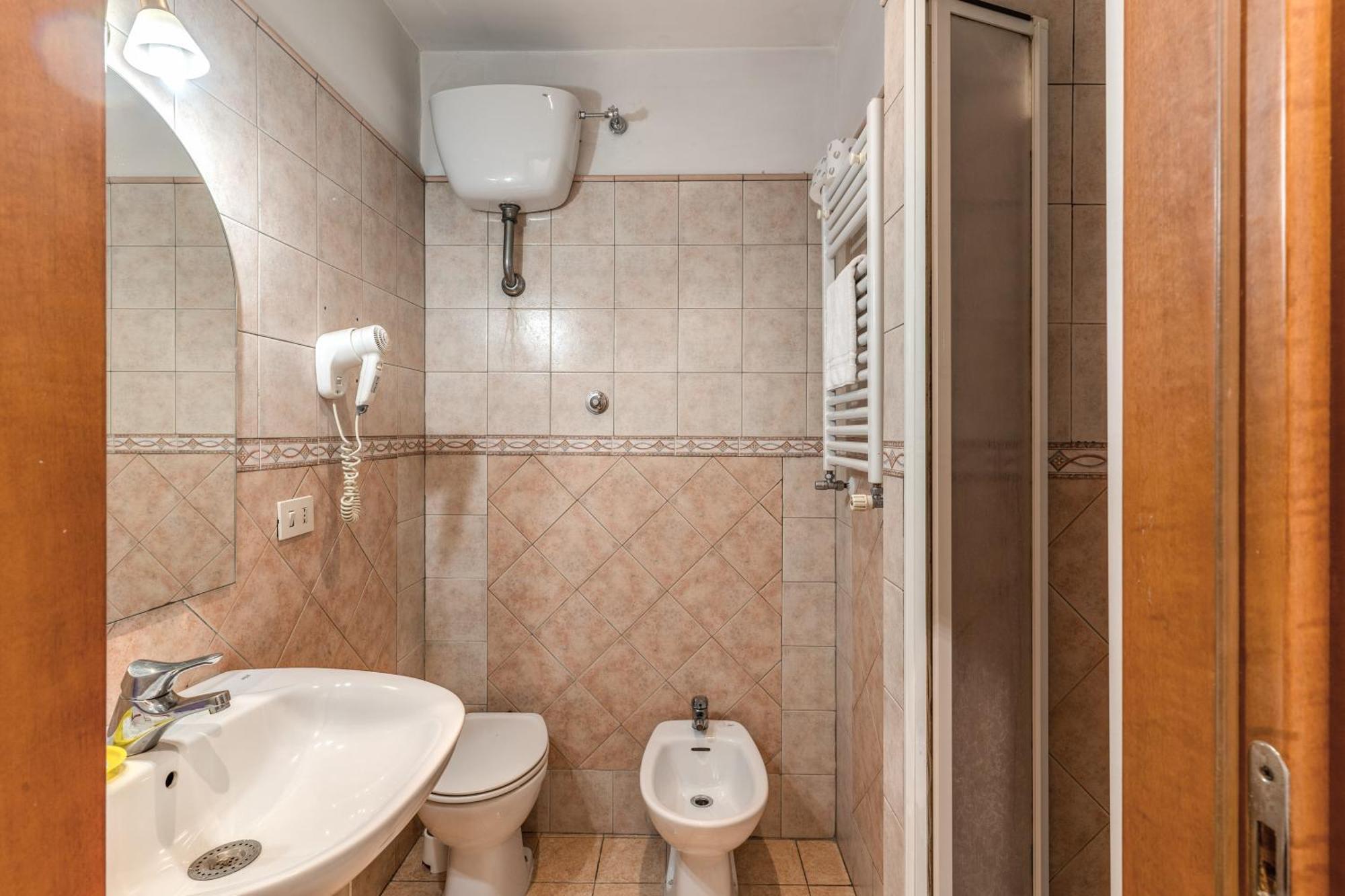 Hotel Pomezia Roma Esterno foto